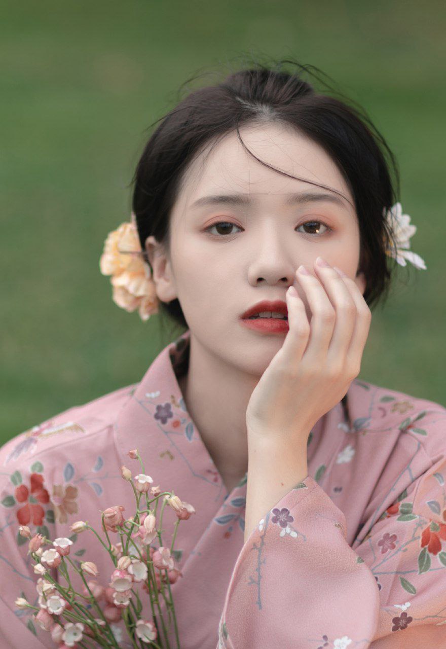 小圆脸喵喵 小圆脸妹子